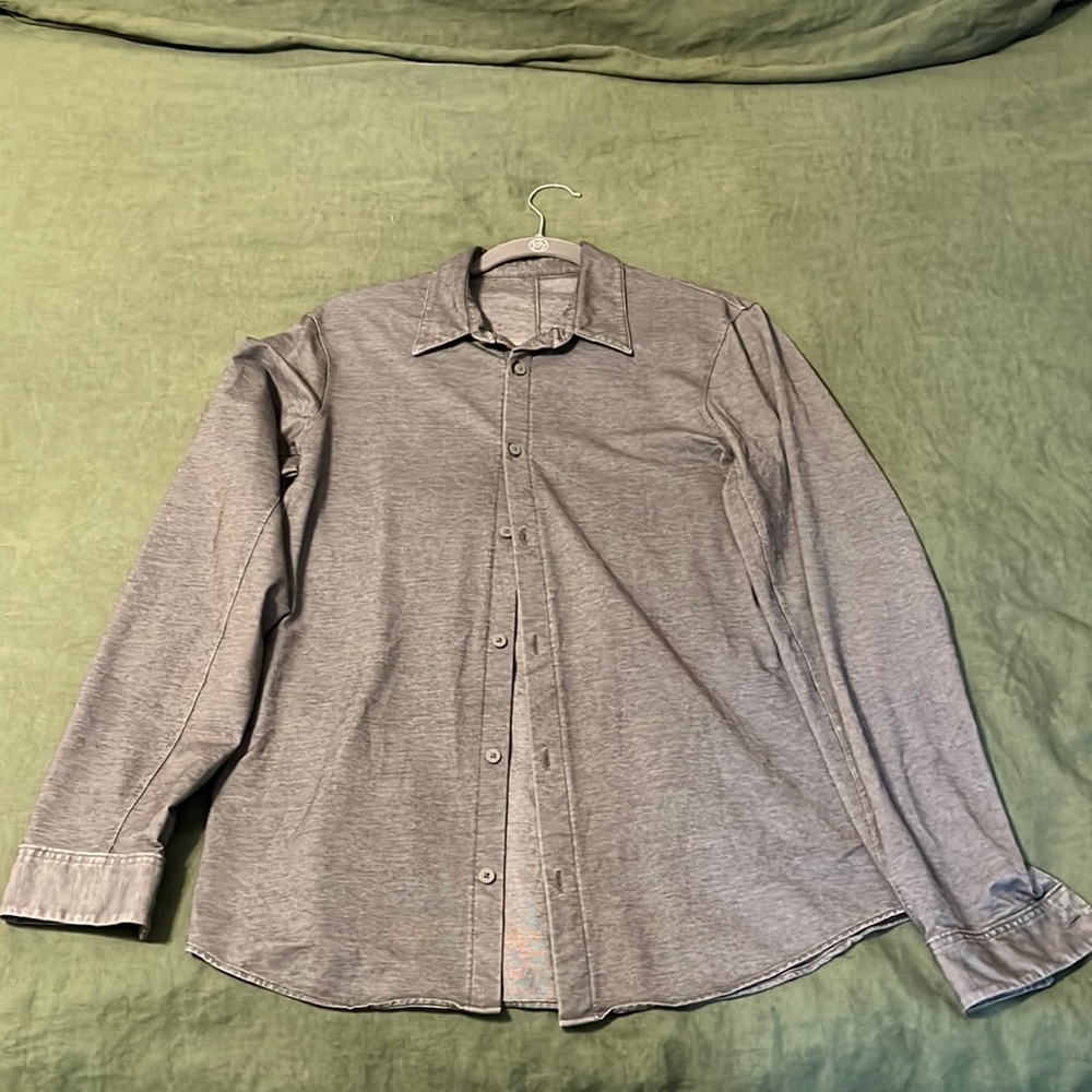 Men’s Medium Lululemon, Commission Long Sleeve Shirt. NWOT